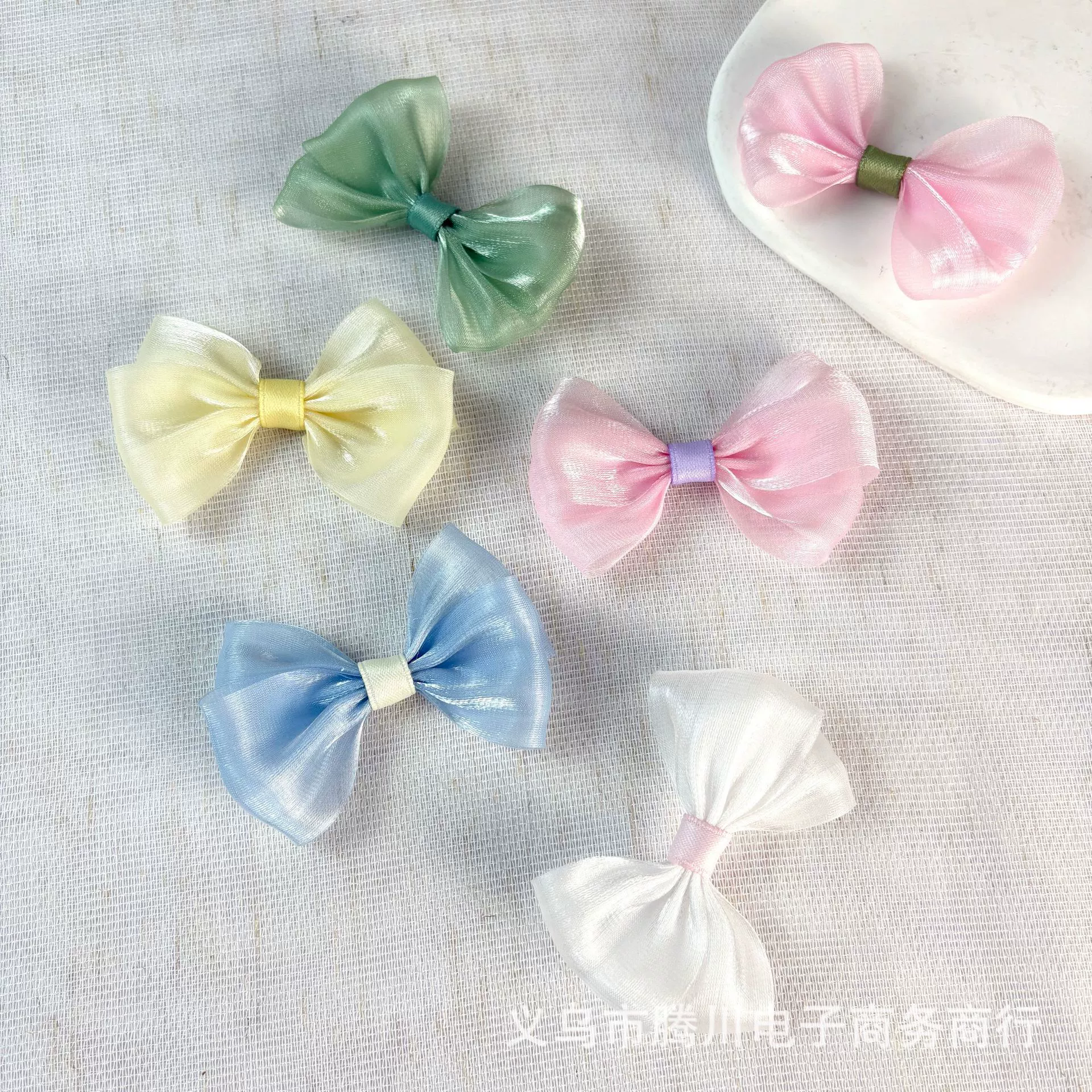 Цветные атласные банты для самостоятельного изготовления заколок для волос, головных уборов, аксессуаров для одежды, обуви, носков, шапок, подарков, упаковки и украшений