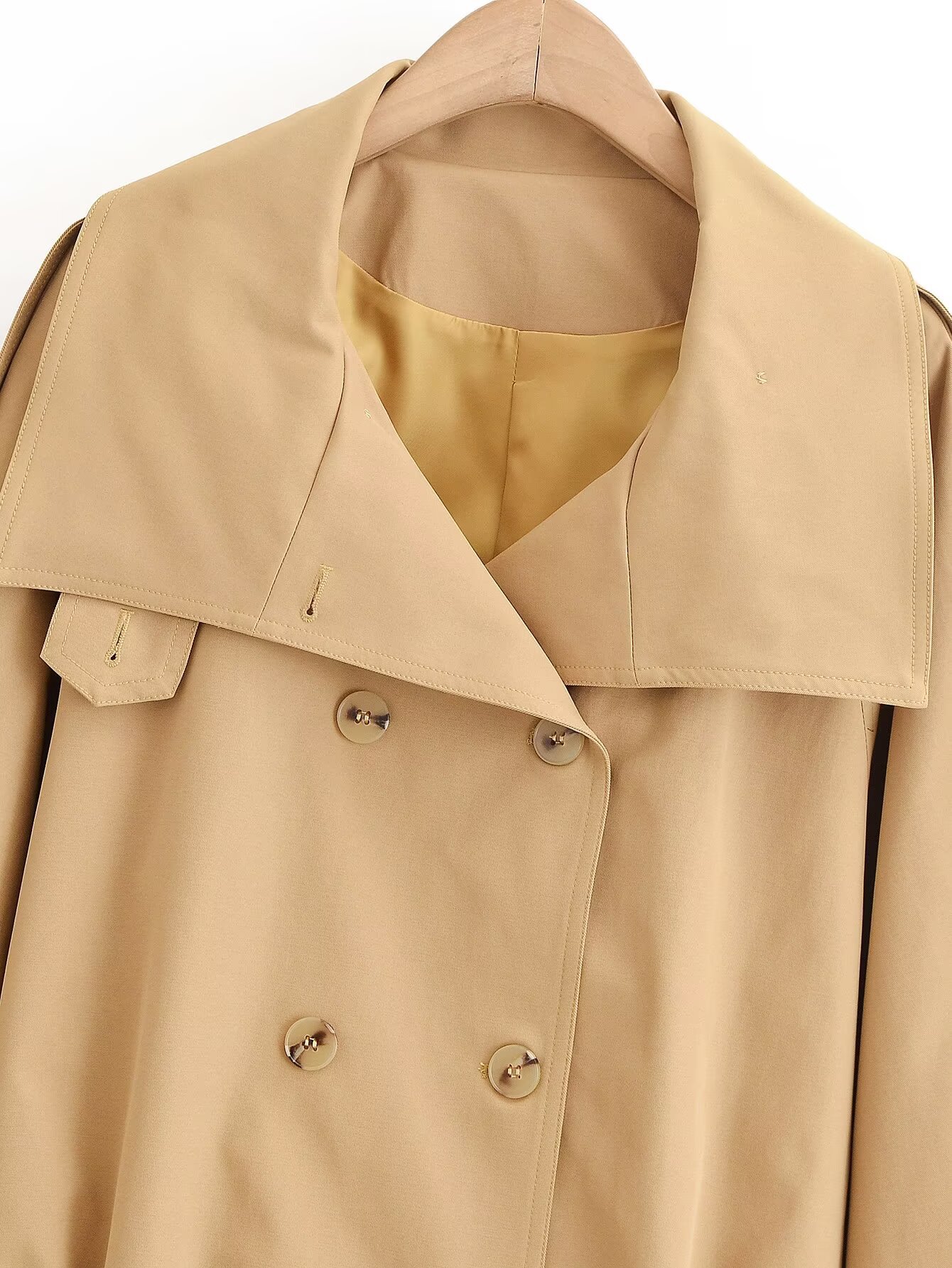 Trench corto da donna con collo alto giacca alla moda_voghion.com