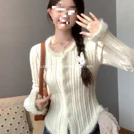 感白色毛衣女秋冬内搭打底衫2025新款设计感针织开衫外套上衣