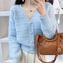 2025秋冬季新款韩版简约时尚温柔风V领宽松针织开衫毛衣女外套