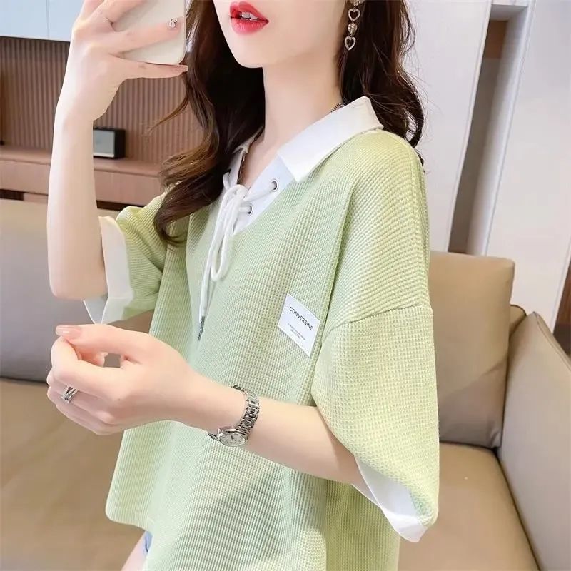 2025 デザインコントラストカラー半袖シャツ女性の夏ルーズ大きいサイズ襟コントラストカラー小半袖トップ|undefined