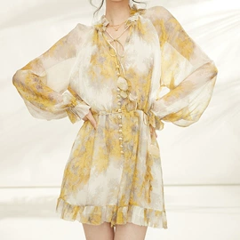 连衣裙;时尚休闲套装;半身裙