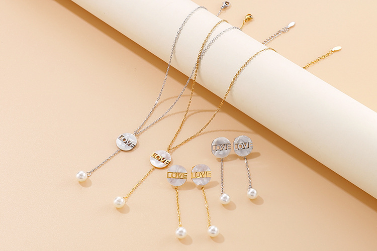 Neue Mode Runde Muschel Buchstaben Love Quaste Perlenkette Ohrringe Weiblich Schmuck Set display picture 2