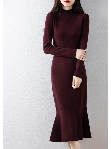 French-style knitted fishtail skirt women's slim-fit dress, new autumn/winter long-sleeved mock turtleneck bottoming skirt, elegant midi skirt.