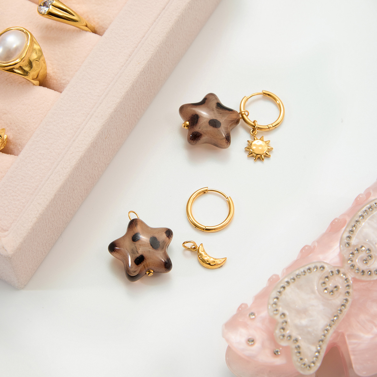 Wanxing pendientes retro 18K oro acero inoxidable leopardo acrílico estrella luna colgante sol pendientes mujeres