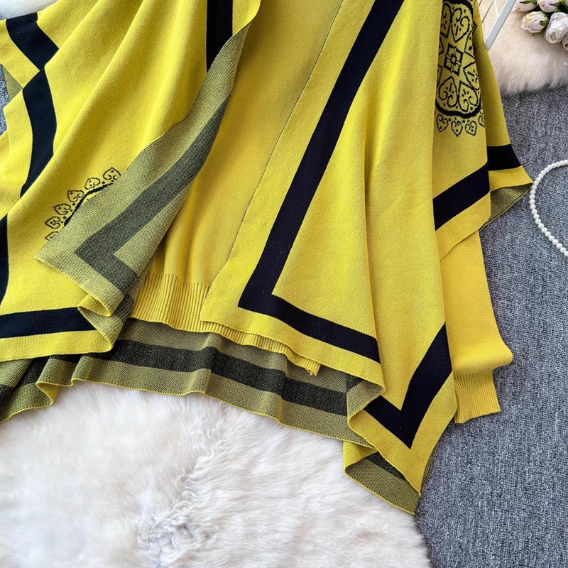 Damenbekleidung Damenmode Anzugdesign farblich passender langärmeliger Strickjackenpullover vielseitiger dreiteiliger Anzug mit hoher Taille und weiten Beinen_voghion.com