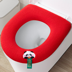 冬にはトイレの座布団を厚くして、四季に通用する便器の輪の座布団を手にして保温します。