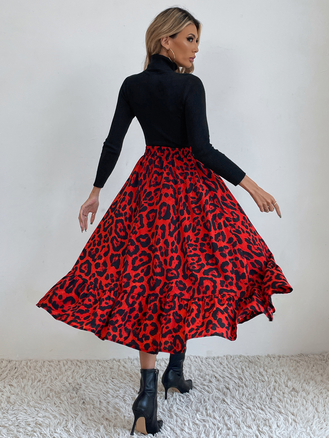 182g Weight Midi Dress Dress Length Type Skirt Dresses Type Spandex, Polyester Fabric Type High Waist Waist Line Inelastic Elasticity Holiday, Daily Occasion Regular Fit Fit Type Ditsy Floral, Leopard Pattern Spring, Autumn Season Women's Gender Casual, Streetwear Style Spring Autumn Casual Streetwear Ditsy Floral Leopard Spandex Polyester Midi Dress Skirts 40