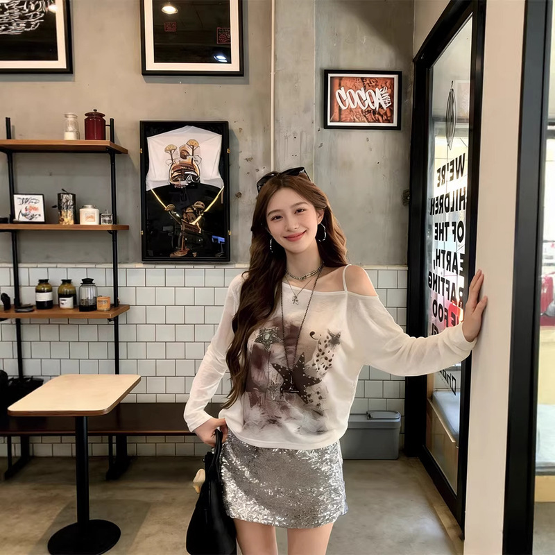 Off-Shoulder Star Pattern Relaxed Fit 2026 Summer New Women's Printed Camisole One-Shoulder Long-Sleeve Sun-Protective Thin T-Shirt Off-Shoulder Star Pattern Relaxed Fit 2026 Summer New Women's Printed Camisole One-Shoulder Long-Sleeve Sun-Protective Thin T-Shirt