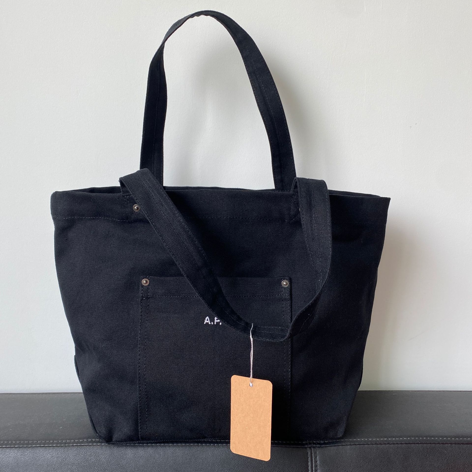 블랙 캔버스(자수 버전)