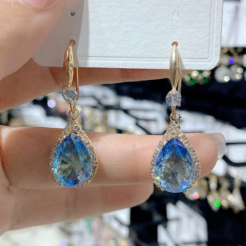 Drop Crystal Hook Blue (Plating True Gold)