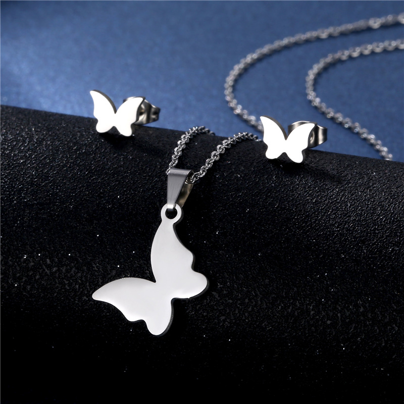 New Butterfly Earring Set European And American Clavicle Chain Cross-border Jewelry Set display picture 2