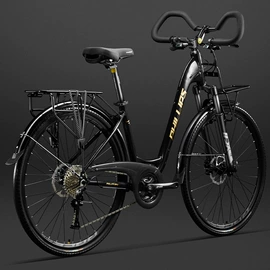 山地自行车;鱼竿;公路自行车