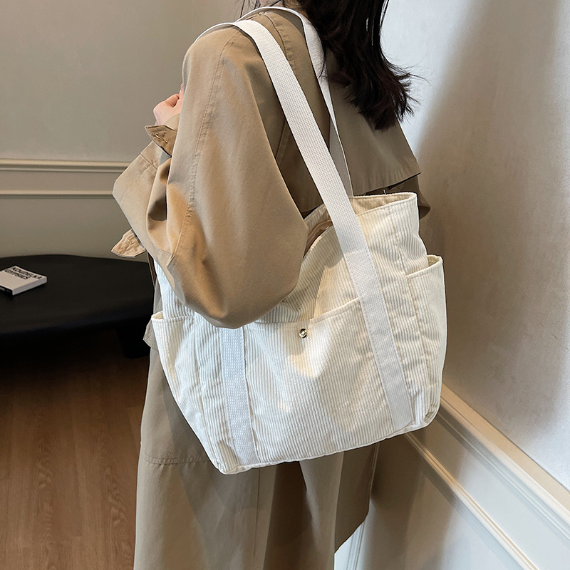 Bolso de veludo 2024 otoño y invierno nuevo estilo coreano versátil bolso de ocio bolso de hombro único bolso de brazo bolso especial