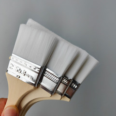 Specialized brush for water-based paints, featuring flexible soft bristles—perfect for wood wax, food baking, and more. It’s a lint-free, streak-free brush that won’t shed or leave any marks behind.