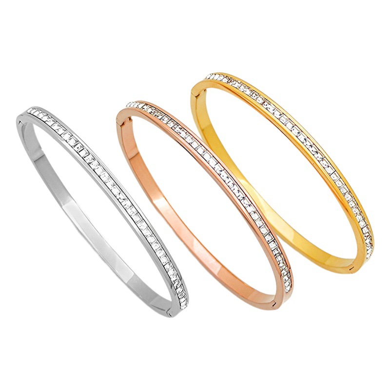 Pulsera de acero de titanio para niñas de alto grado sentido nicho cielo estrellado no se desvanece Diamante incrustado exquisito elegante estilo ins pulsera de diamantes completo