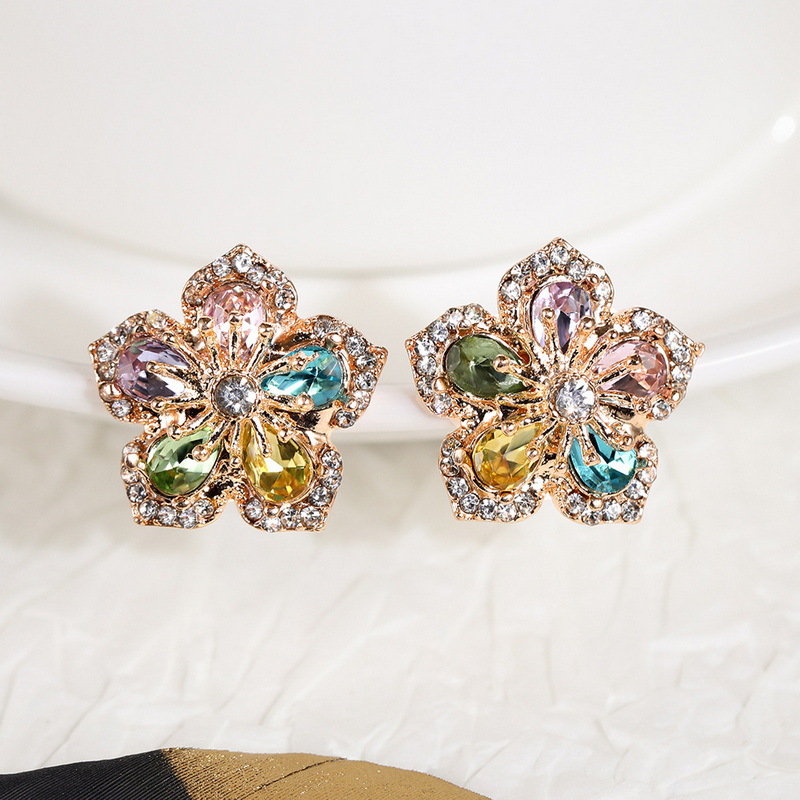 925 Argent Aiguille Style Français Haute Qualité Cerisier Fleur Pétale Diamant Boucles D'oreilles Gracieuse En Ligne Influenceur Personnalisé Fleur Boucles D'oreilles En Gros display picture 2