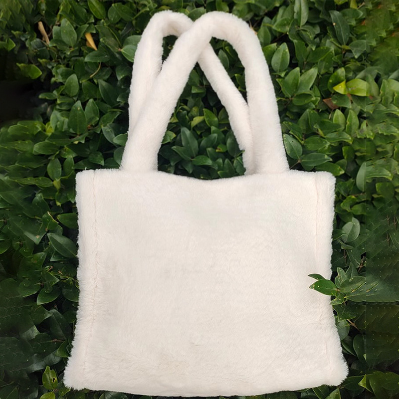 Biberón de panda gigante de Chengdu lindo bolso de hombro de felpa popular bolso de gran capacidad alrededor del recuerdo