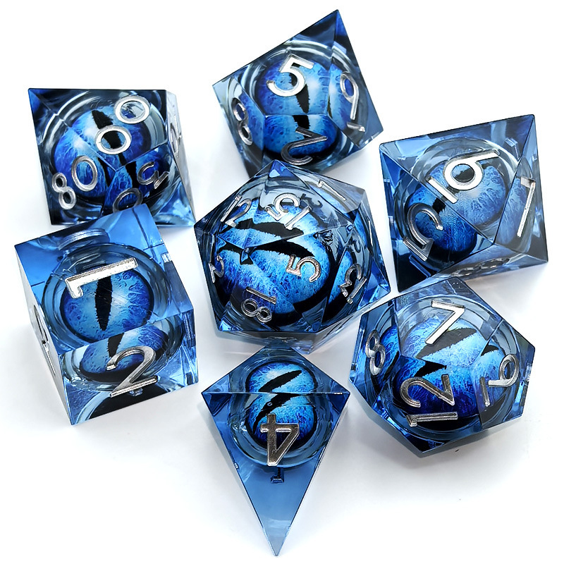 厂家批发  树脂尖角骰子 可滚动龙眼 游戏娱乐金属骰子