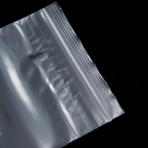 Plastic self -sealing bag