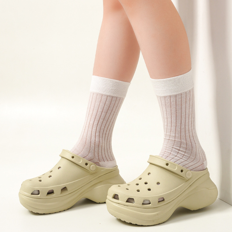 Celebridades del mismo estilo de verano nuevos zapatos con agujeros