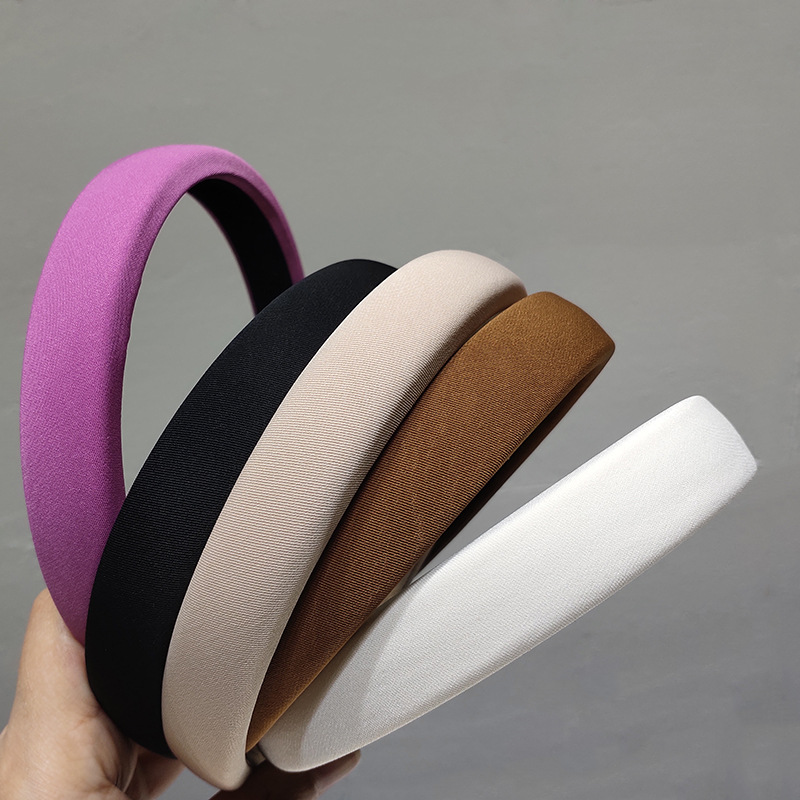 Fashion Solid Color Fabric Sponge Hairpin Wholesale display picture 3