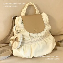 ����ͨ�ڌWԺ�LУ�@��ɫ�~�����ñ����ɐ�С���������p���Ů녶�