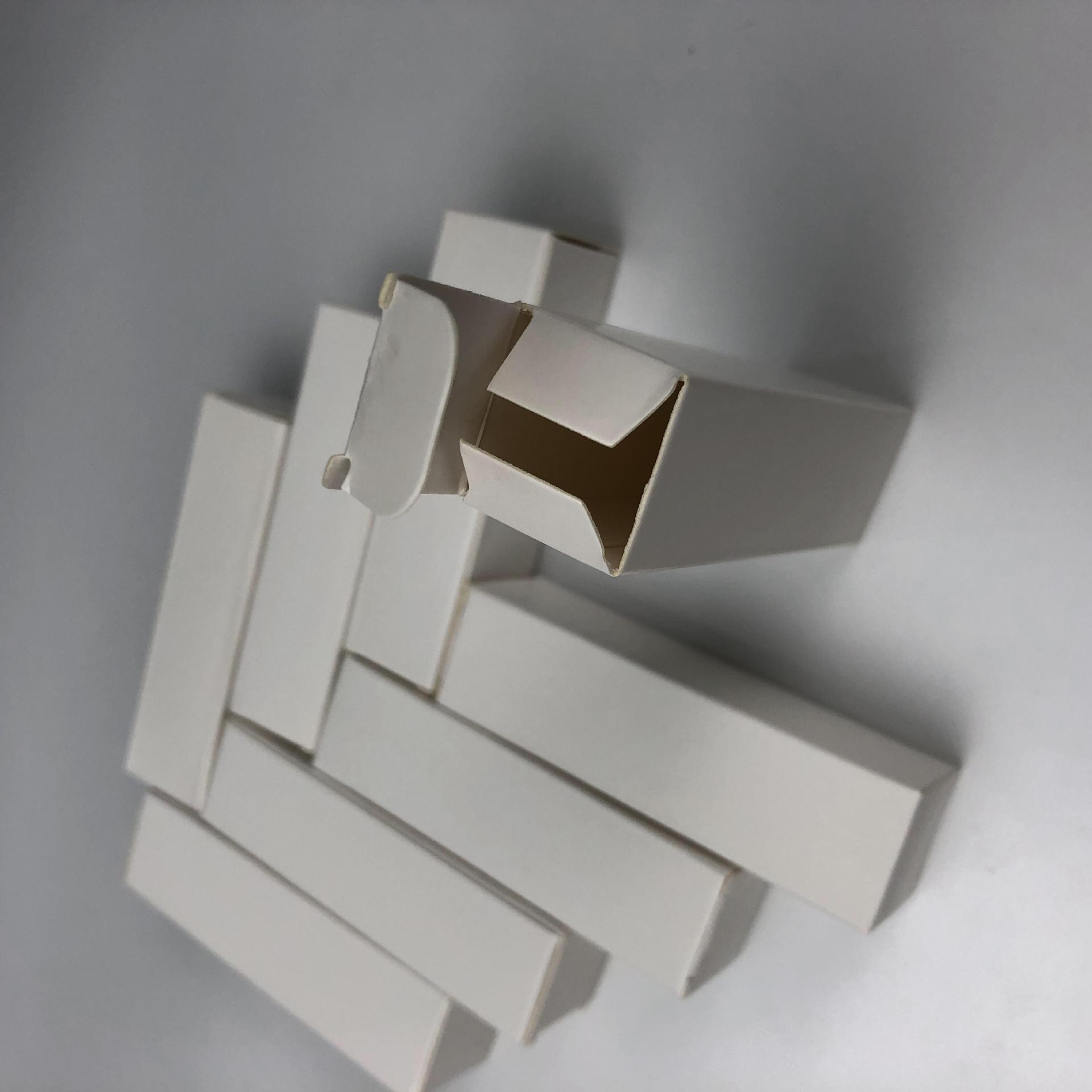 白色小纸盒现货