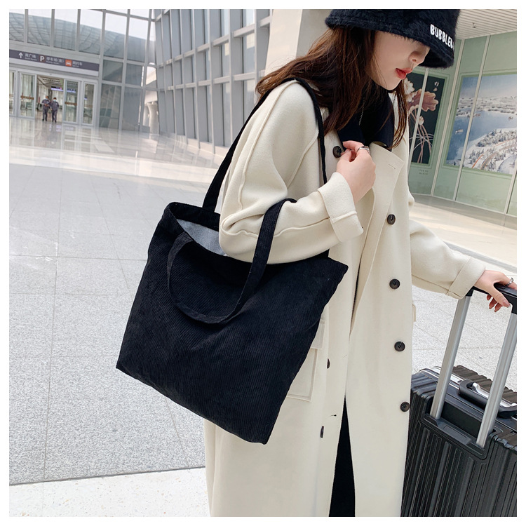 Fashion Personality Shoulder Bag New Canvas Casual Handbag Simple Fashion Bag display picture 25