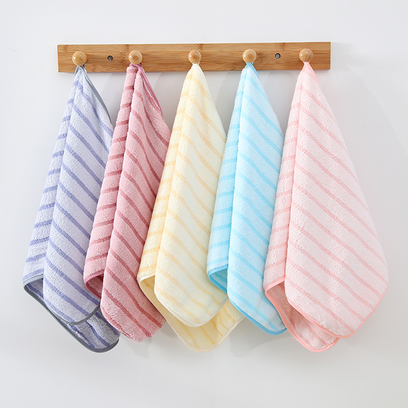 Absorvente, mais macio que algodão puro, secagem rápida, ideal para lavar o rosto, secar o cabelo e outros cuidados pessoais. Feito em fleece coral para banho._voghion.com
