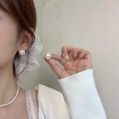 Shi Family Pearl Earrings 2024 New High-End Earrings 925 Silver Needle Earrings for Women, Light Luxury and Elegant Earring Clips