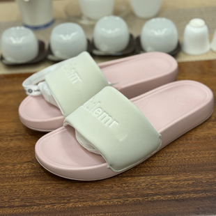 Lulu¶¶x��������һ����Restfeel Slid���m�\�����e�ճ���Ь����