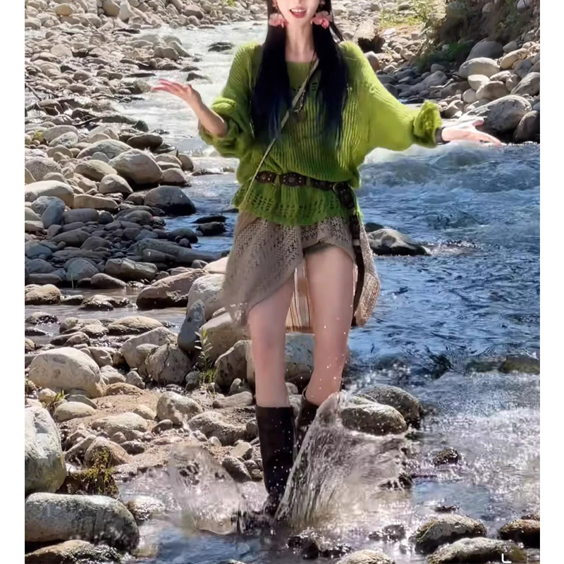 大草原西北新疆早秋流行穿搭绿色连衣裙女2025新款绝美裙子一整套|undefined