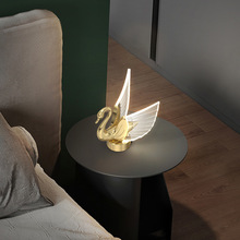 北歐輕奢網紅燈客廳裝飾燈卧室床頭創意台燈簡約現代書房天鵝燈具