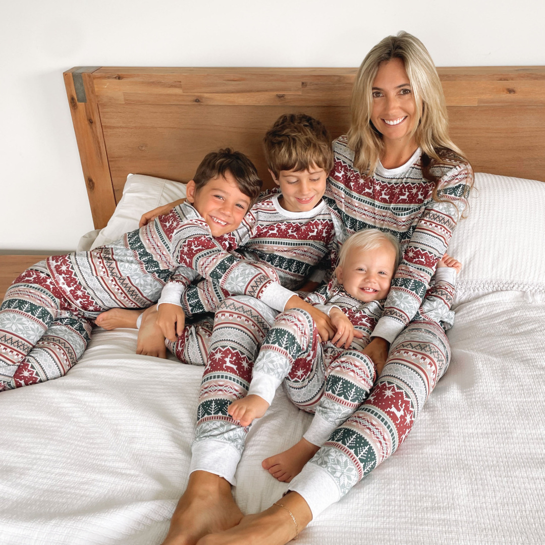 Amazon Ebay Popular 2022 European and American Christmas Family Matching Outfits Loungewear Family Sets Pajamas