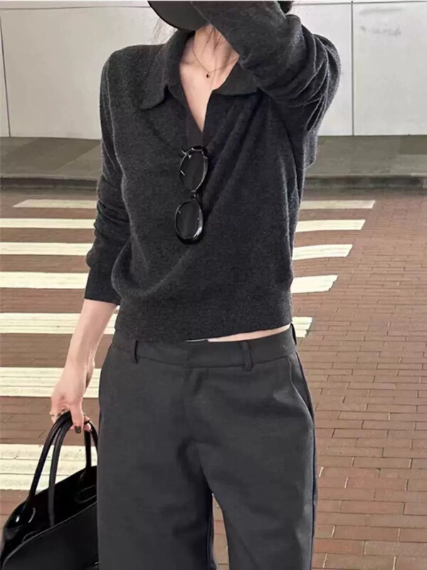 气质简约灰色短款POLO领精纺羊毛针织女春秋宽松薄款翻领·打底衫|undefined