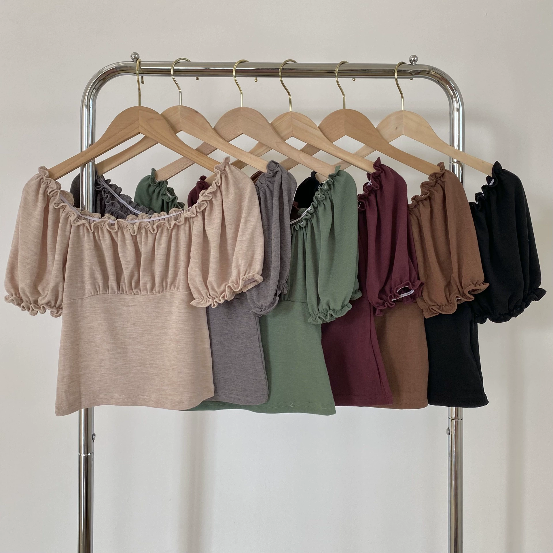 Короткая футболка с двумя носками Design Sense