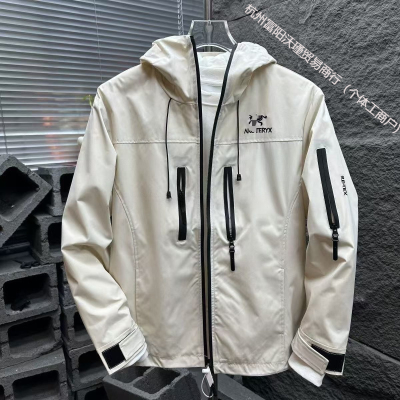 Lightweight and Breathable Seventh-Generation Hooded Softshell Jacket, Windproof and Waterproof Outdoor Mountaineering Jacket for Men and Women