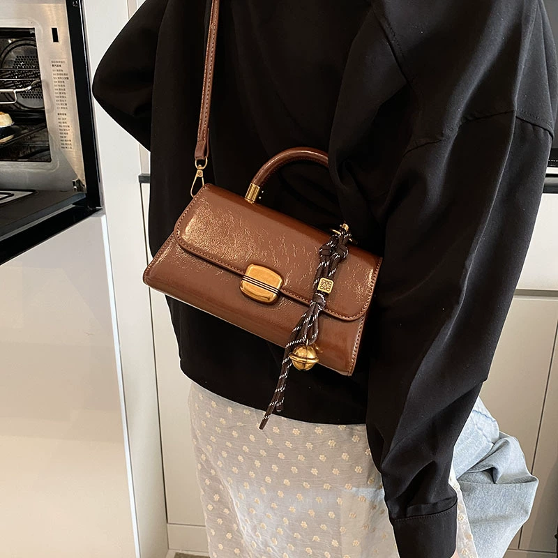 Shoulder bag, fashionable phone bag, high-end, trend of season