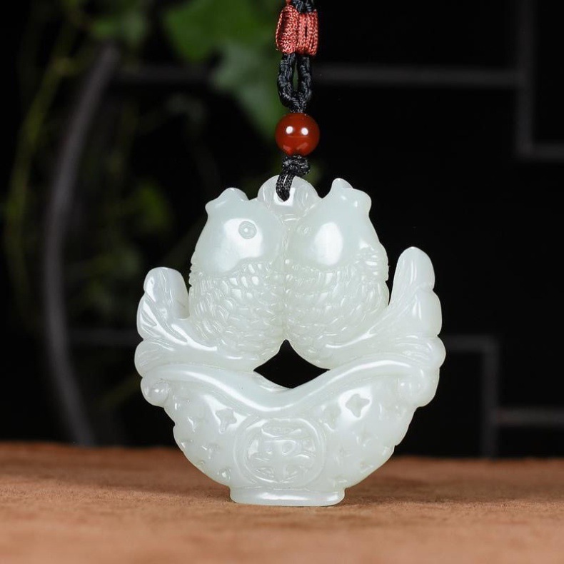 Mặt dây chuyền ngọc Hetian Tân Cương tự nhiên hình Song Ngư cầu may mắn chi tiết 6
