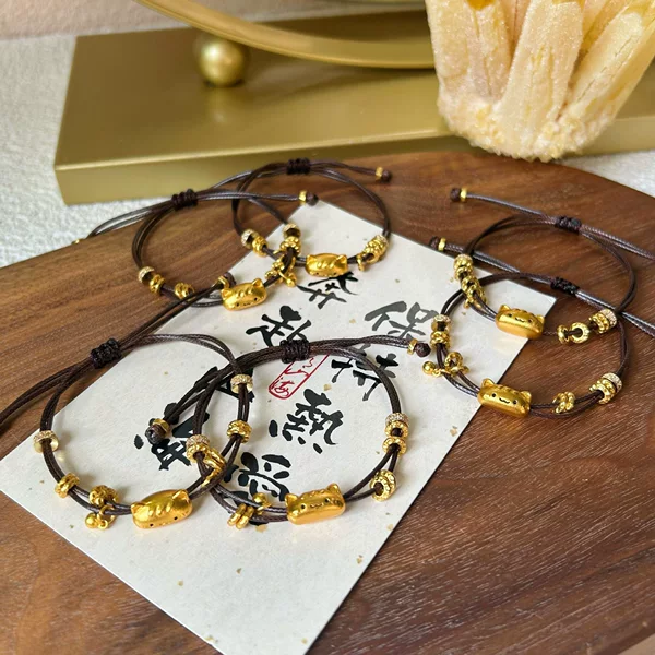 Autumn new French vintage alloy kitten handmade woven bracelet for women, light luxury with a high-end design, perfect as a gift for a best friend