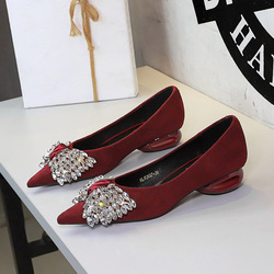 8302-H72 European and American rhinestone bow women's shoes with pointed shallow mouth and soft sole, comfortable to step on, professional suede single shoe