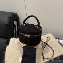 С������Ů2025�¿�W�tֱ��������μ���r��Ů���������б���