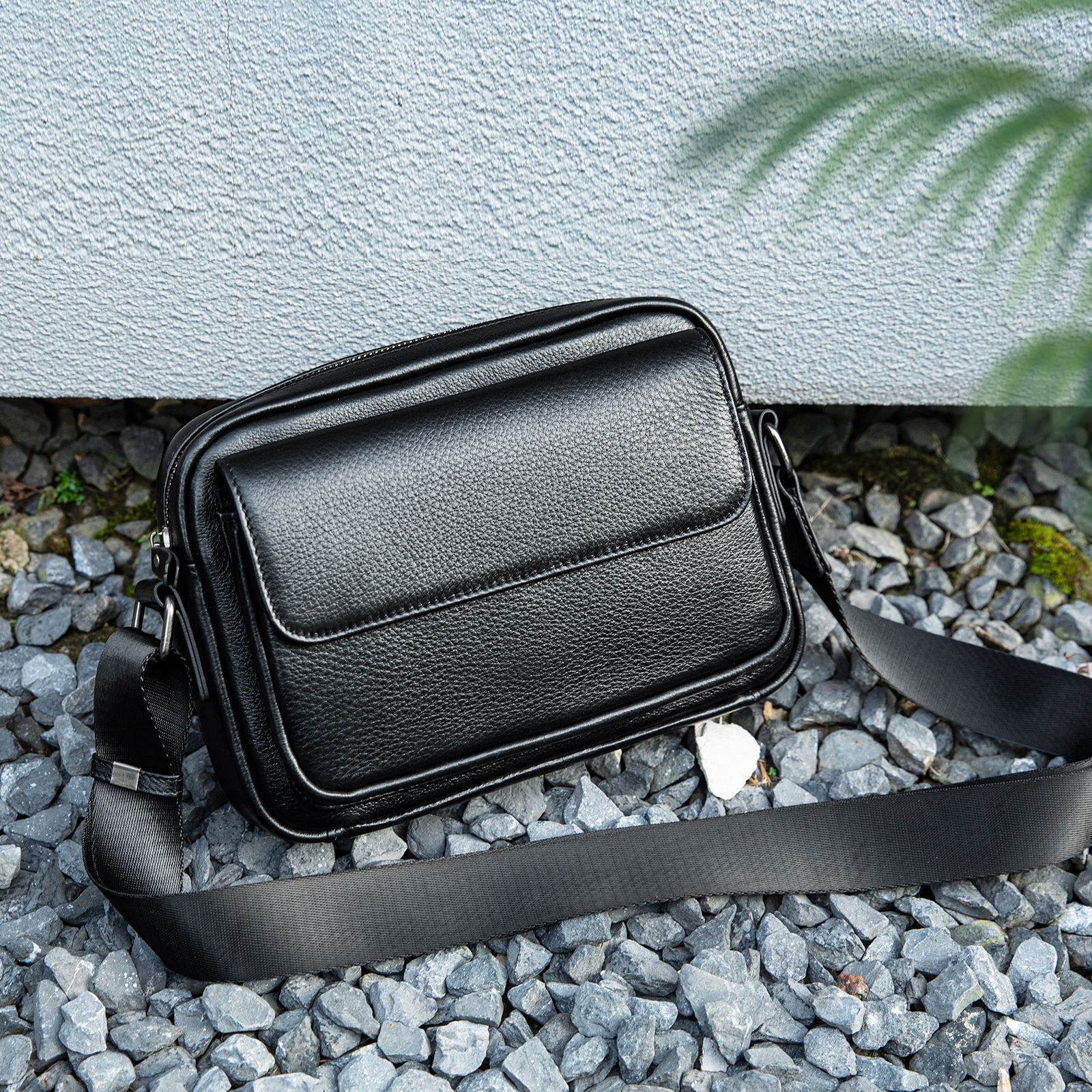 Ventas transfronterizas calientes de cuero para hombres mochila deportiva al aire libre mochila texturizada retro colección de bolsos de hombro