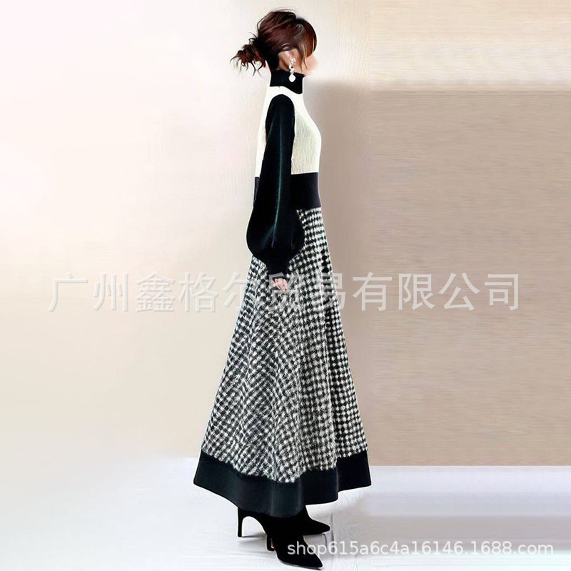 现货2025秋冬热卖新款气质高领白色毛织拼接格纹长款连衣裙|undefined