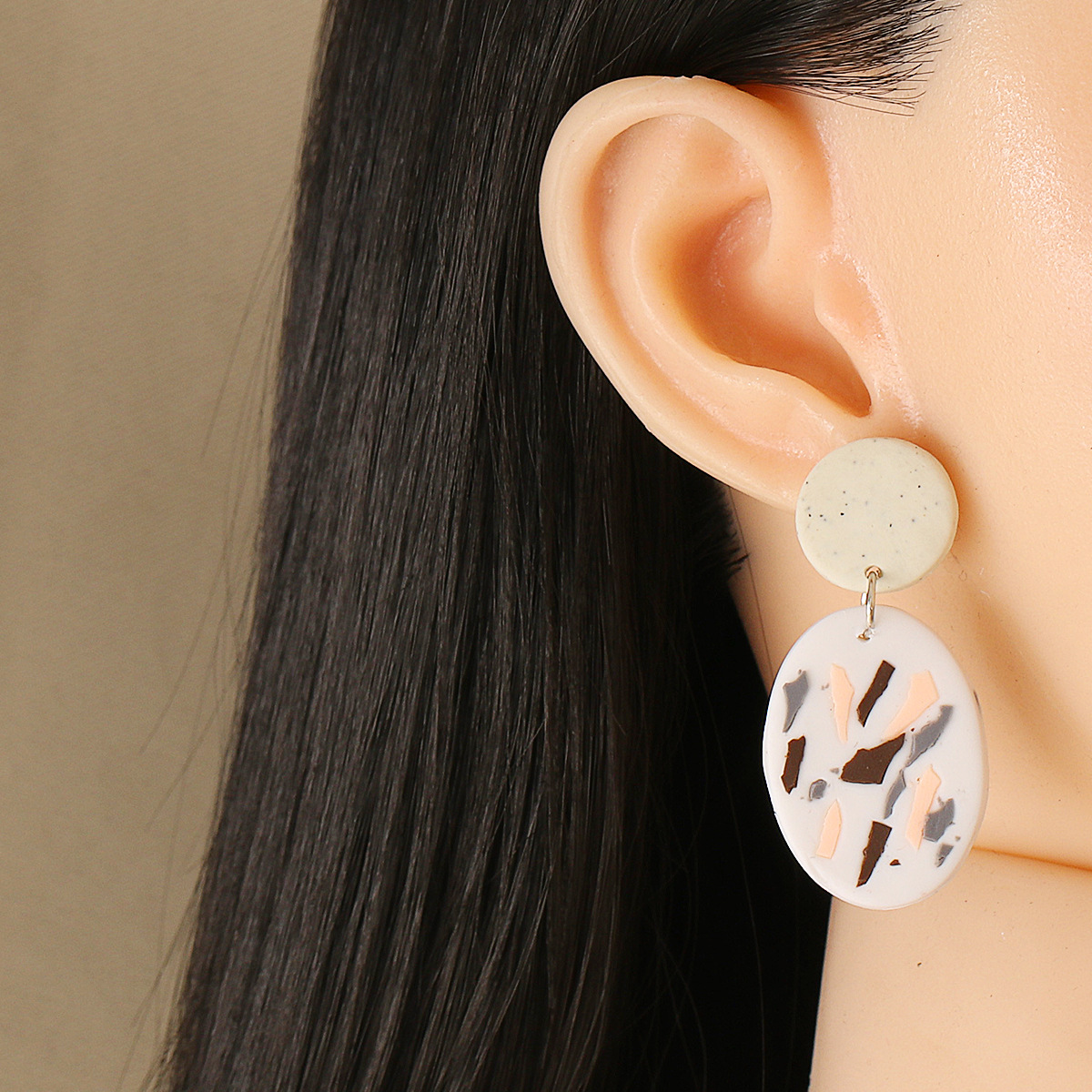 Fashion Acrylic Geometric Round Earrings Wholesale display picture 14