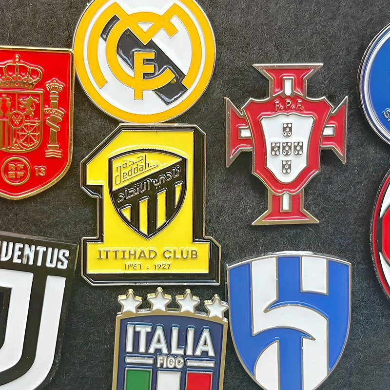 Real Madrid Ac Milan Chelsea Italy Portugal Spain Metal Painted Football Badge Commemorative Brooch