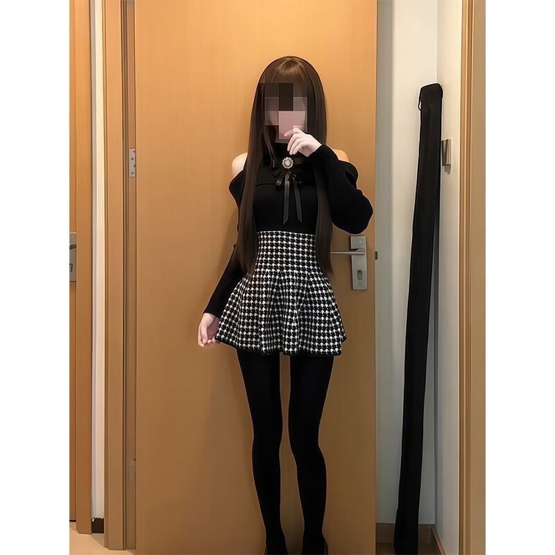 Thick and black Japanese-style sweet and cool off-shoulder black top + houndstooth short skirt slimming niche set new women's style Thick and black Japanese-style sweet and cool off-shoulder black top + houndstooth short skirt slimming niche set new women's style