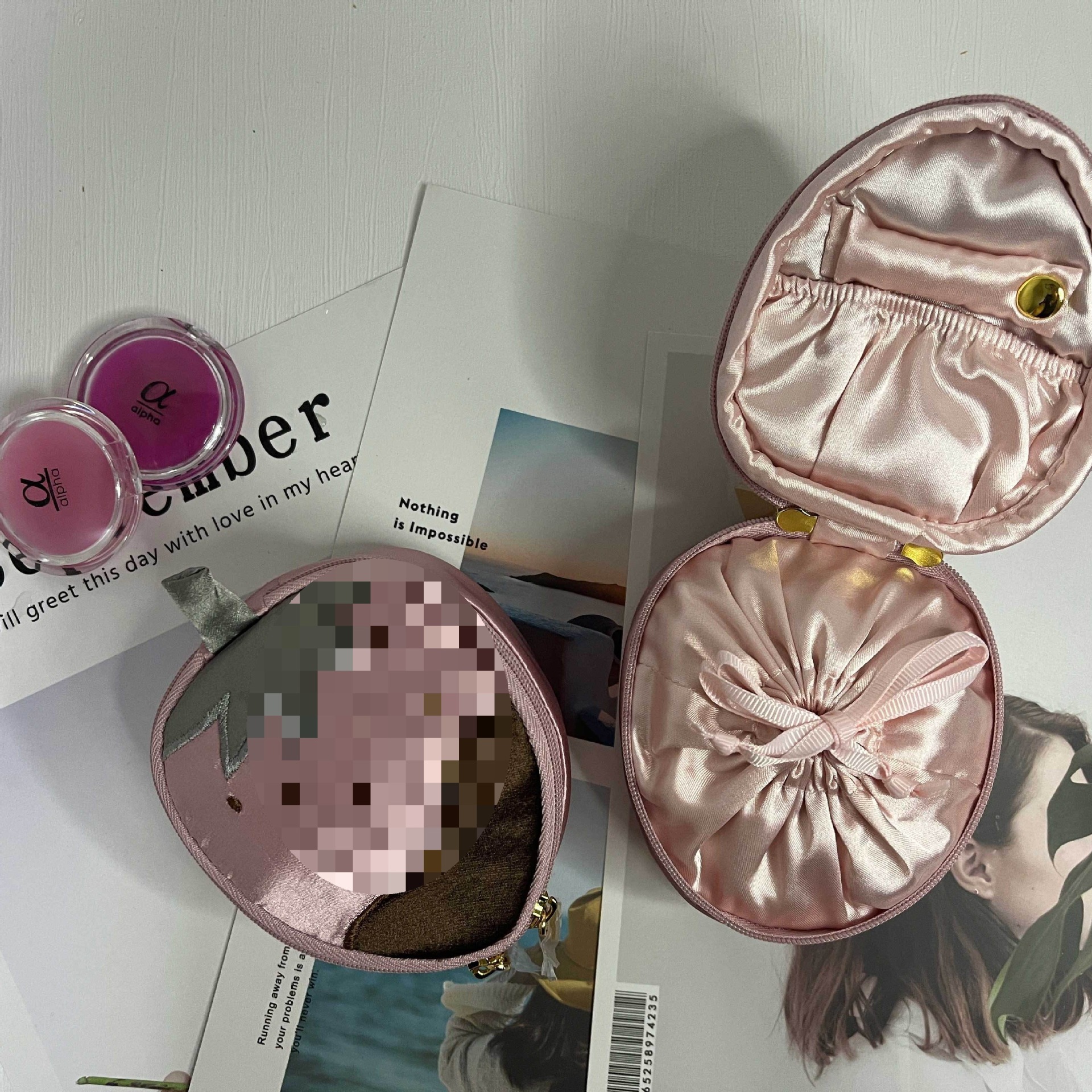 Bonita caja de joyería de fresa bordada portátil mini bolso rosa vino rojo masculino mujer madura