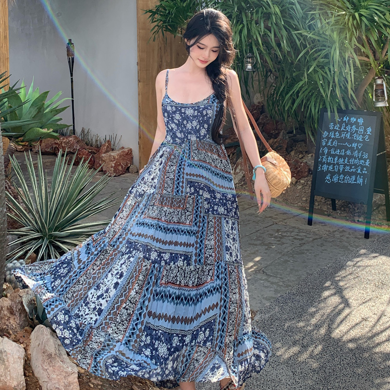 Embroidered Bohemian dress Women's New Summer Sling Slim Lazy Design Long Dress Ethnic Style